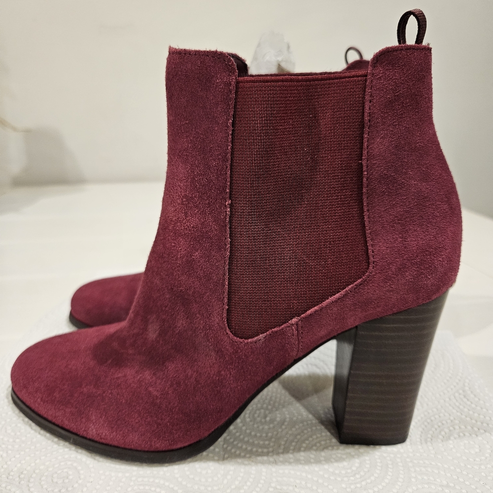 Michael Kors Rich Burgundy/Red Berry Ankle Booties